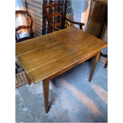 TABLE SCANDINAVE