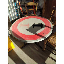 TABLE PANNEAU ACIER 