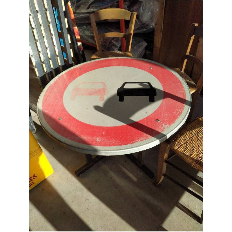 TABLE PANNEAU ACIER 