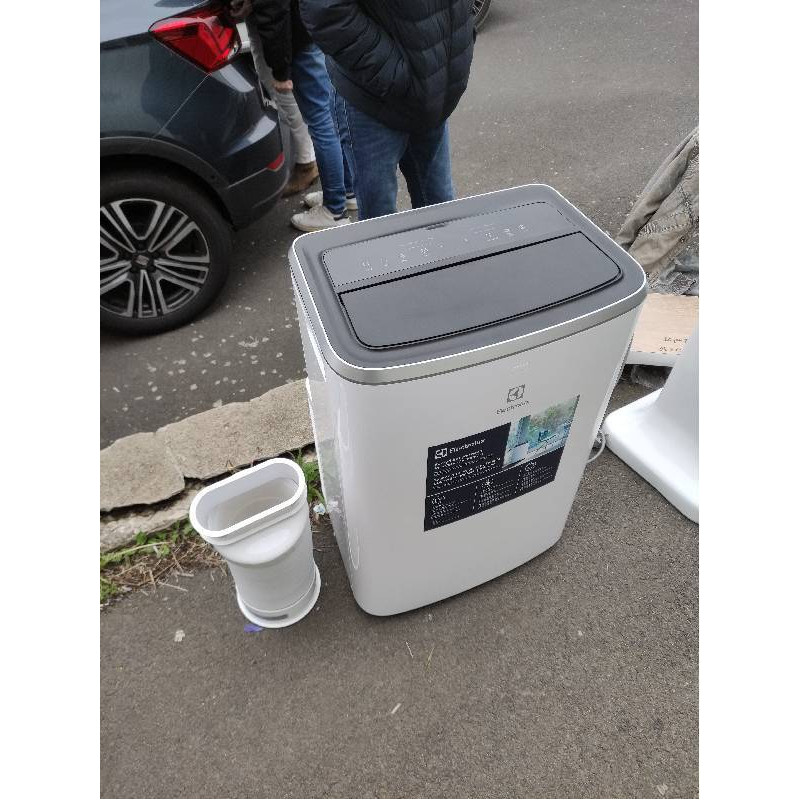 CLIMATISEUR ELECTROLUX