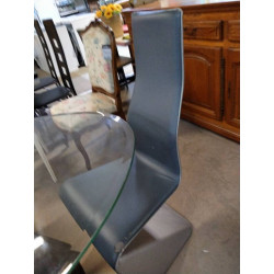LOT 2 CHAISES GRISES
