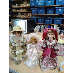 POUPEE