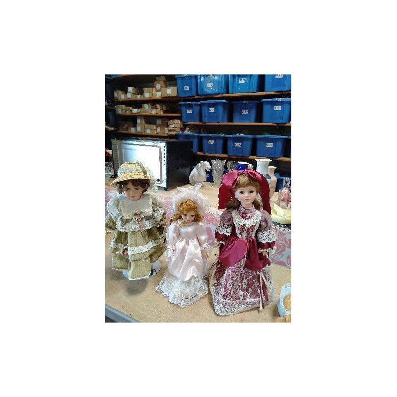 POUPEE