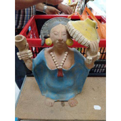 STATUETTE FEMME