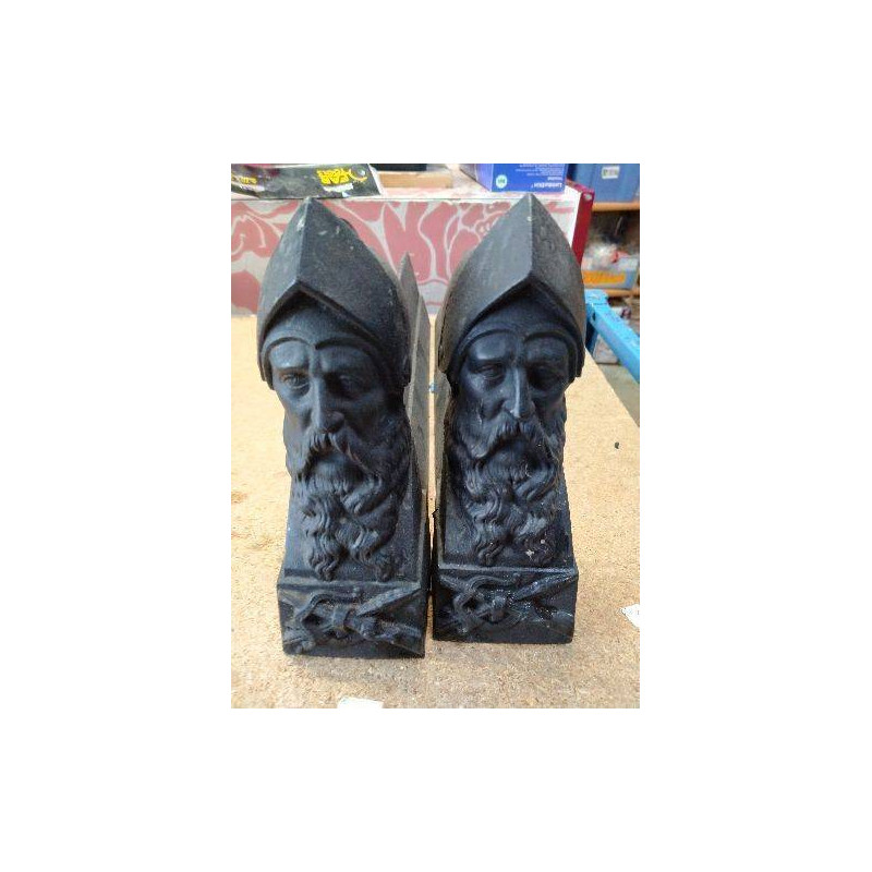 PAIRE DE CHENETS