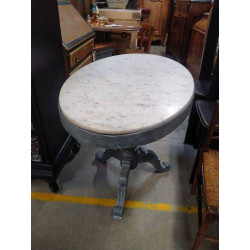 TABLE OVALE RELOOKÉE