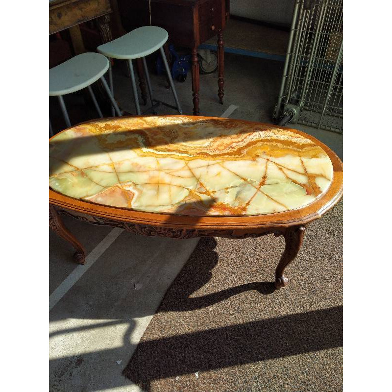TABLE BASSE DESSUS MARBRE