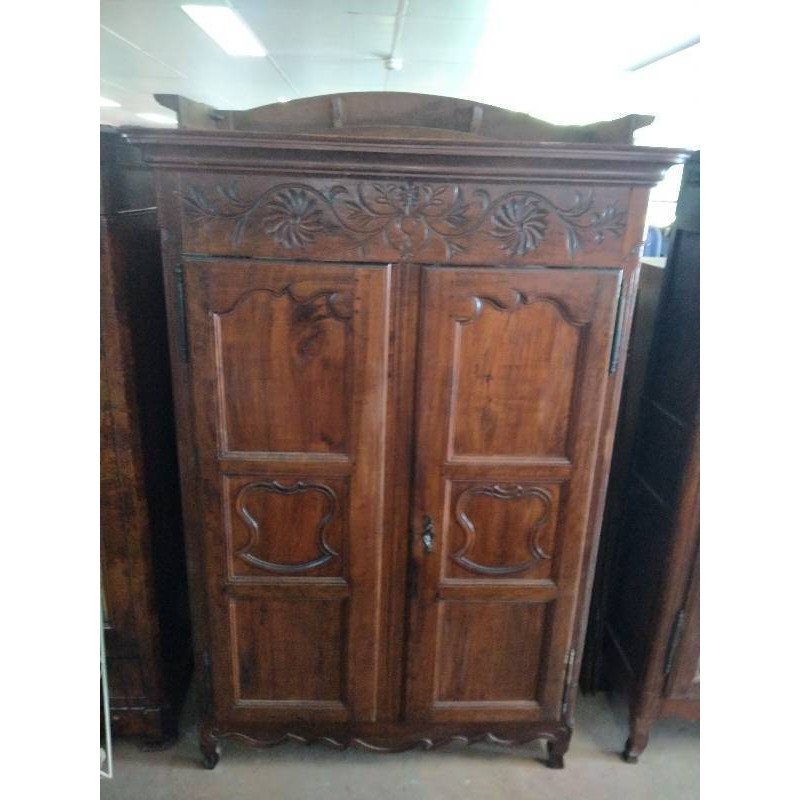 ARMOIRE STYLE MONT DU LYONNAIS 