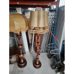 LAMPE SUR PIED
