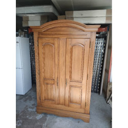 ARMOIRE CHAPEAU DE GENDARME 