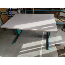 BUREAU MÉTAL 