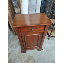 TABLE DE CHEVET 