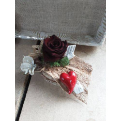 ROSE ÉTERNELLE SUR DEUX...