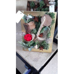 CADRE VEGETALE AVEC ROSE...