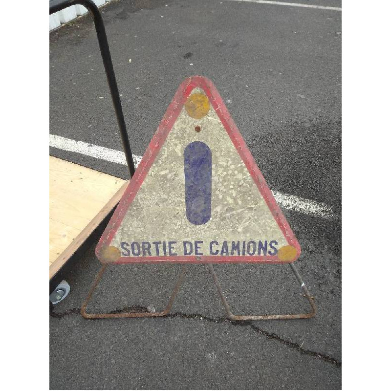 PANNEAU DE SIGNALISATION