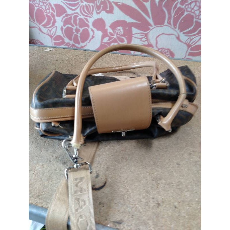 SAC A MAIN MAC DOUGLAS