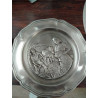 ASSIETTE DÉCORATIVE ETAIN