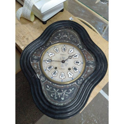 HORLOGE OEUIL DE BOEUF 