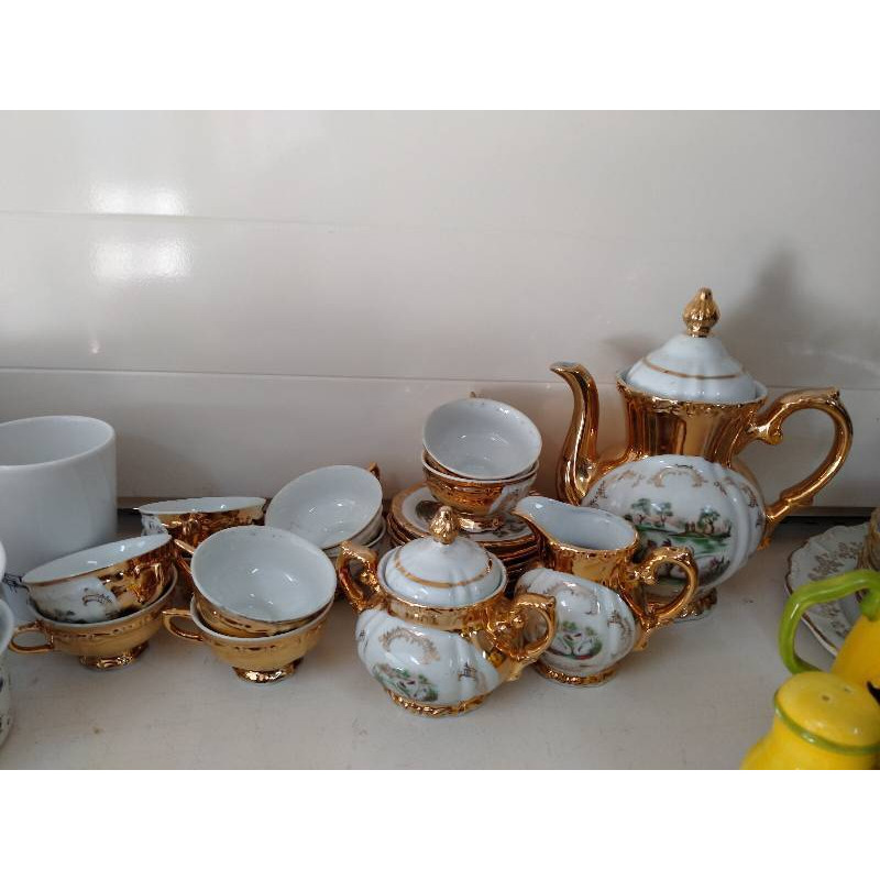 SERVICE DE THÉ 22 PIÈCES 
