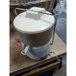 EXTRACTEUR DE JUS MOULINEX 