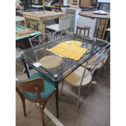 TABLE ACIER DESSUS VERRE 