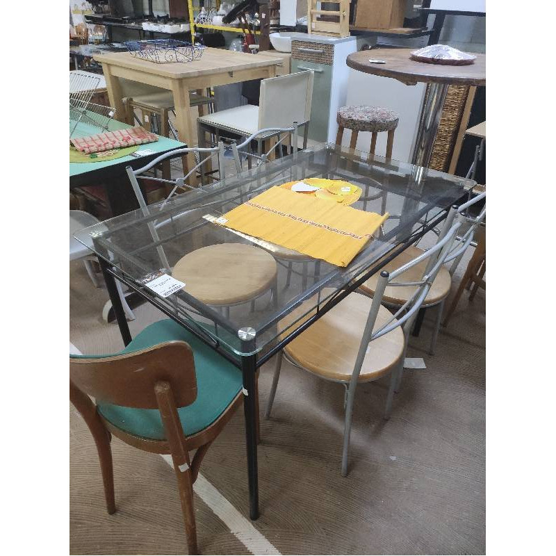 TABLE ACIER DESSUS VERRE 
