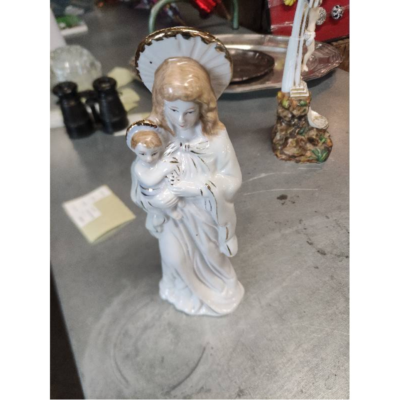 STATUE RELIGIEUSE PORCELAINE