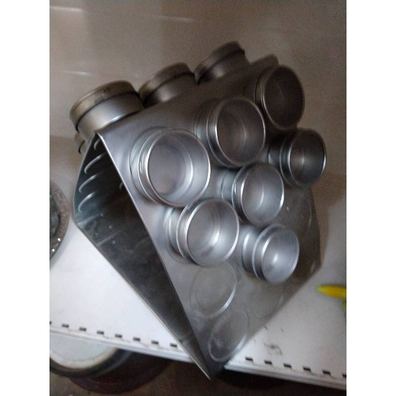 POTS A ÉPICES AIMANTÉ