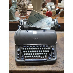 MACHINE A ÉCRIRE JAPY
