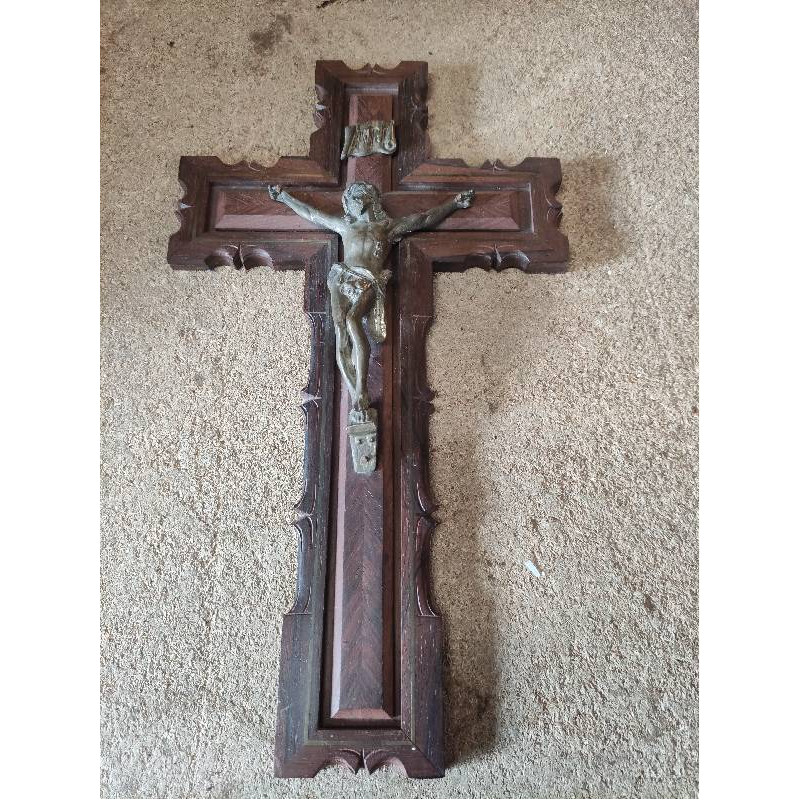 CRUCIFIX